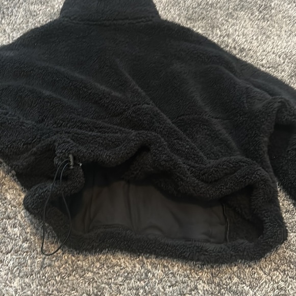 Old Navy Women Size M black High-Neck Half-Zip Sherpa Sweatshirt - Picture 7 of 9